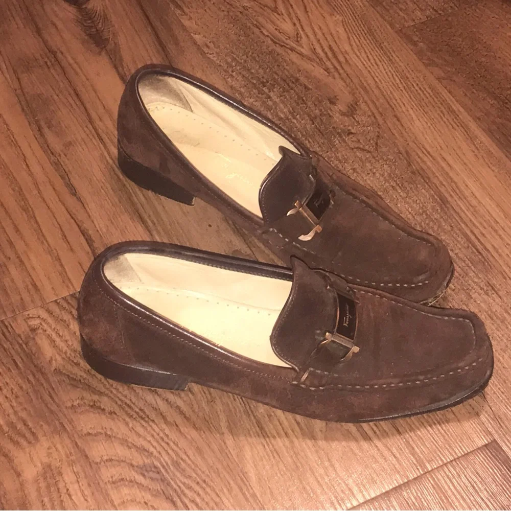 Salvatore Ferragamo Shoes Women’s Size 8.5 Women’s Brown Suede Loafers - Picture 5 of 12